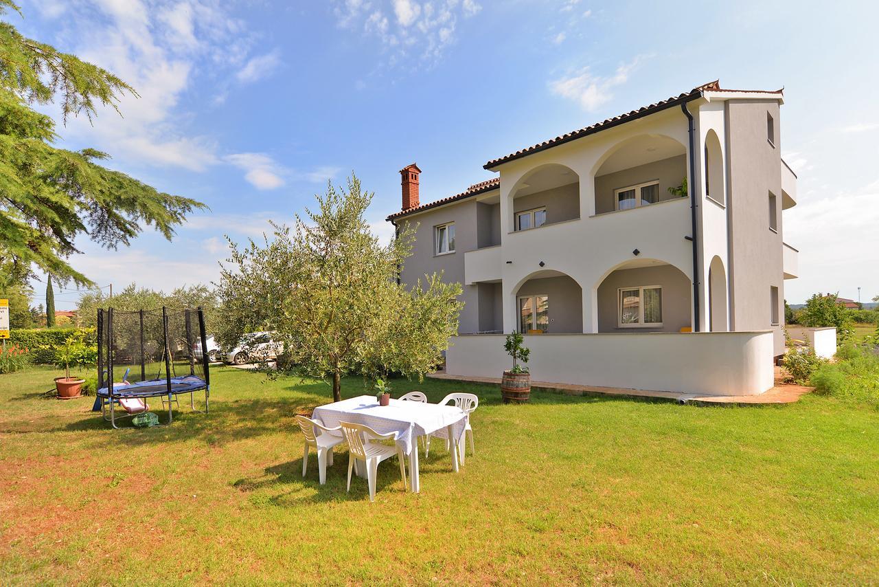 Apartments Elizabeta 1701 Фажана Экстерьер фото